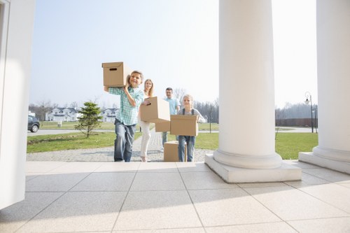 Local moving support in Bloomsbury with central London access
