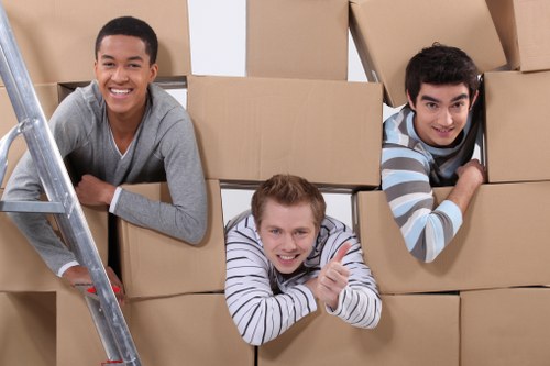 Vehicle-based moving service for mixed loads